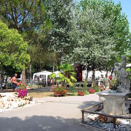 Holiday home Holiday Camping Badiaccia-2 By Interhome Borghetto (Umbria)